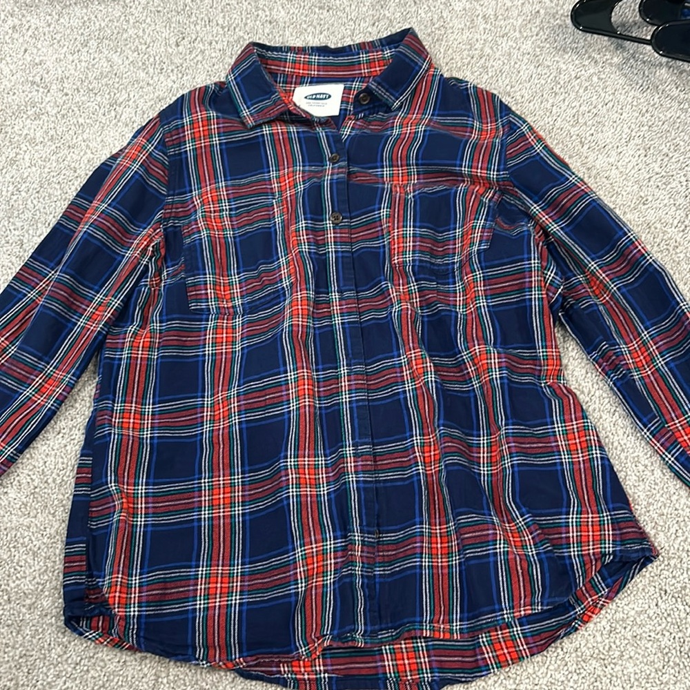 Old Navy flannel, size Medium
